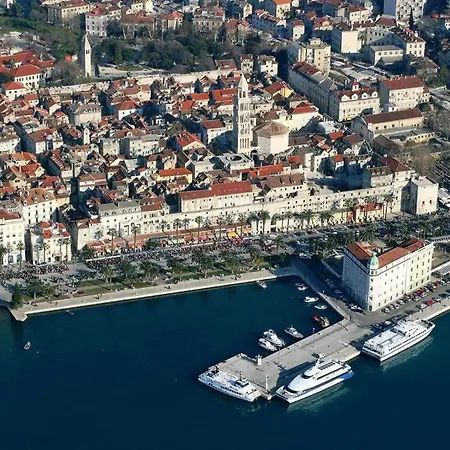 Apartment Lucija Split